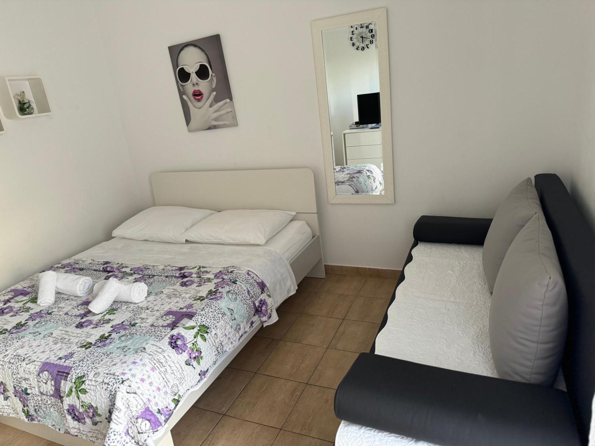 Apartment Nina 스타리그라드 파클레니차 외부 사진