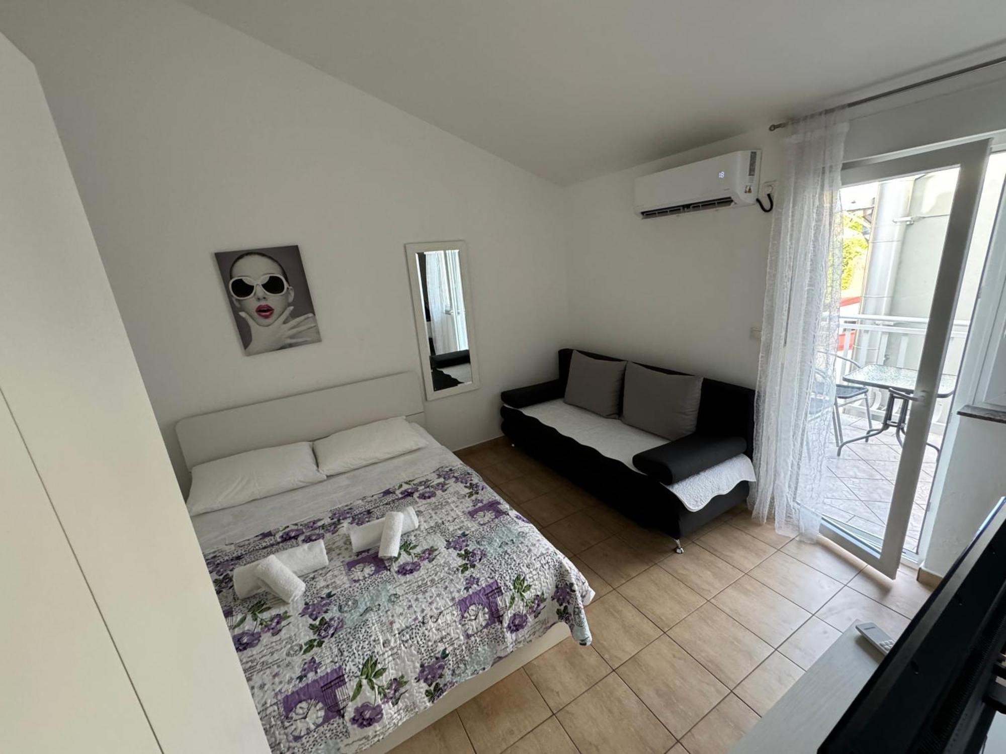 Apartment Nina 스타리그라드 파클레니차 외부 사진